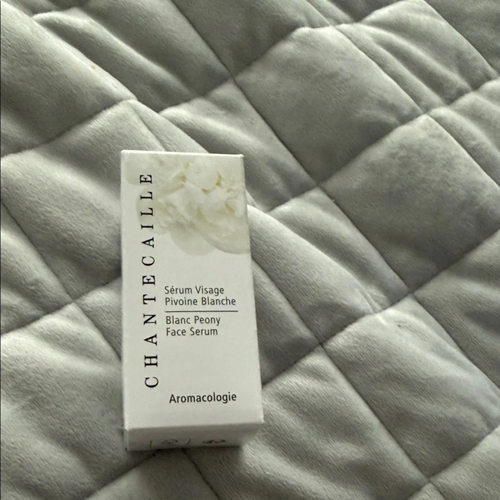 Chantecaille White Face Serum Box